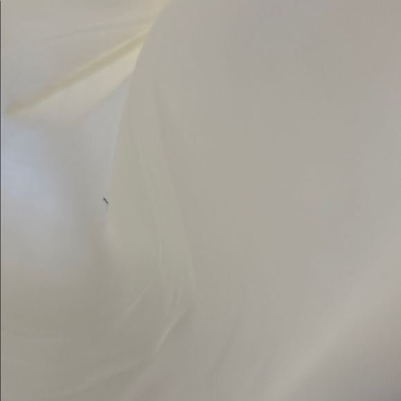 Gucci Ivory Storage Bags with Black Accents - Picture 8 of 9